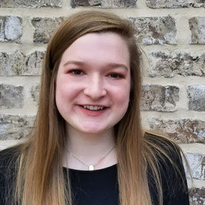 Meet your Posher, Caroline